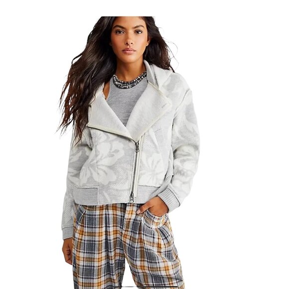 Free People Georgia Wool Sweater Jacket in Gray Floral Size XS NWT - Picture 3 of 17